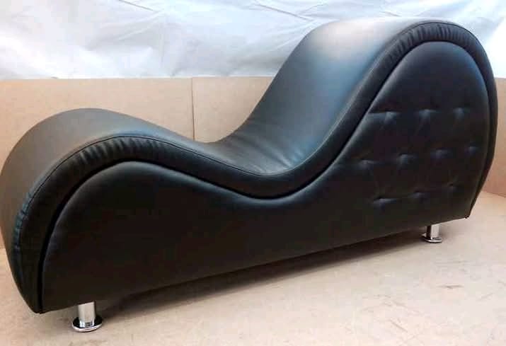 Classic S-wave Tantra Couch - Image 2
