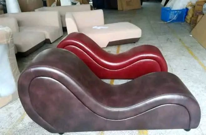 Classic S-wave Tantra Couch - Image 4